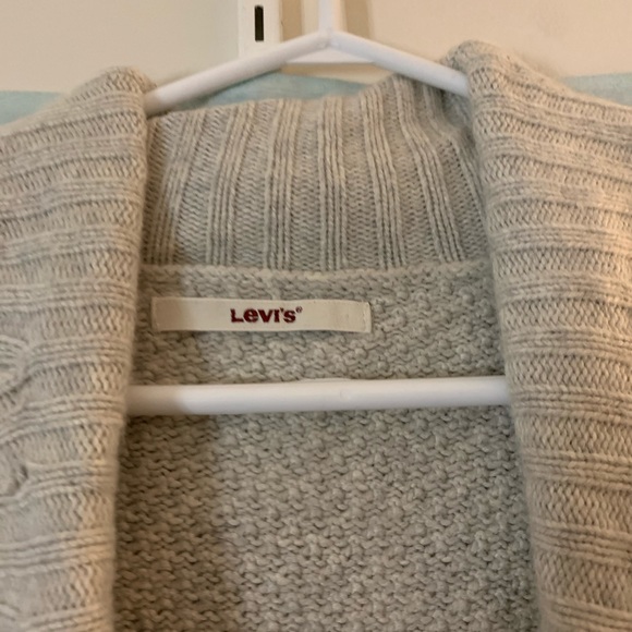 Levi’s cardigan - Picture 4 of 5